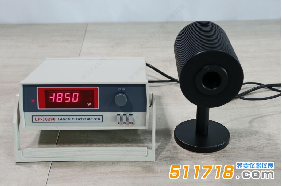 國(guó)產(chǎn)LP 系列激光功率計(jì).jpg